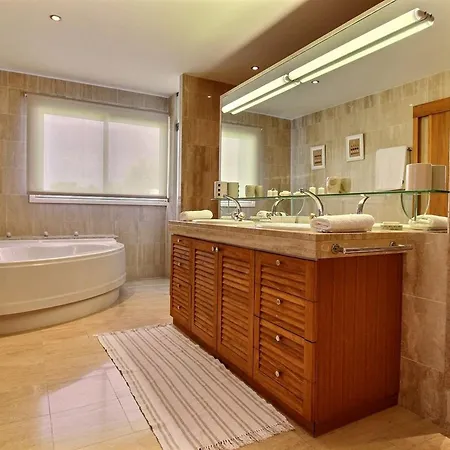 With Private Pool Loule